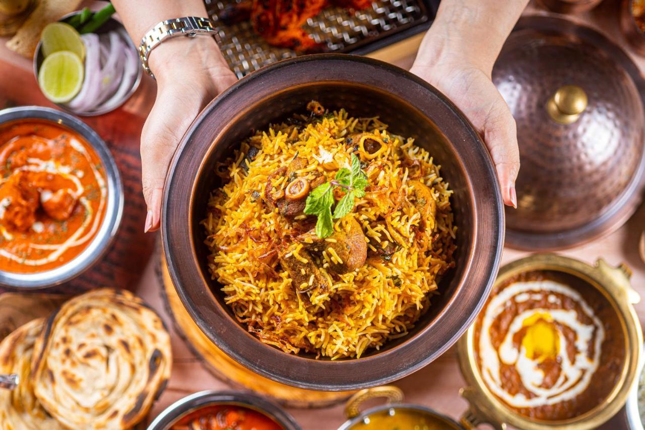 Hyatt Place Jaipur Malviya Nagar Exteriér fotografie Hyderabadi biryani